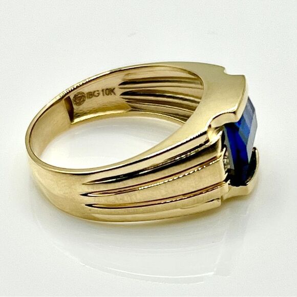 New 10k Gold Men's Created Sapphire and Diamond Ring - Picture 5 of 12